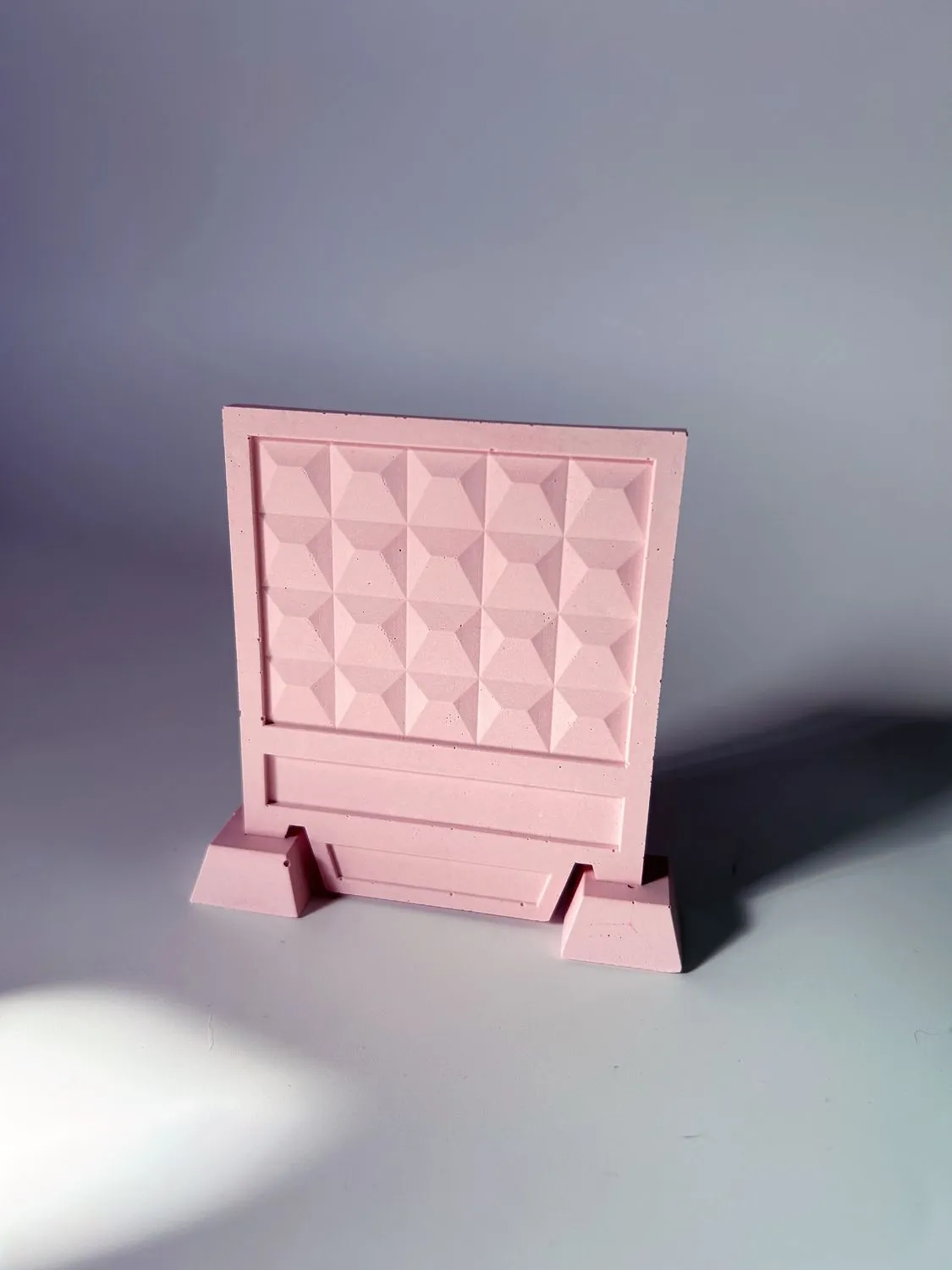 Miniature — 1