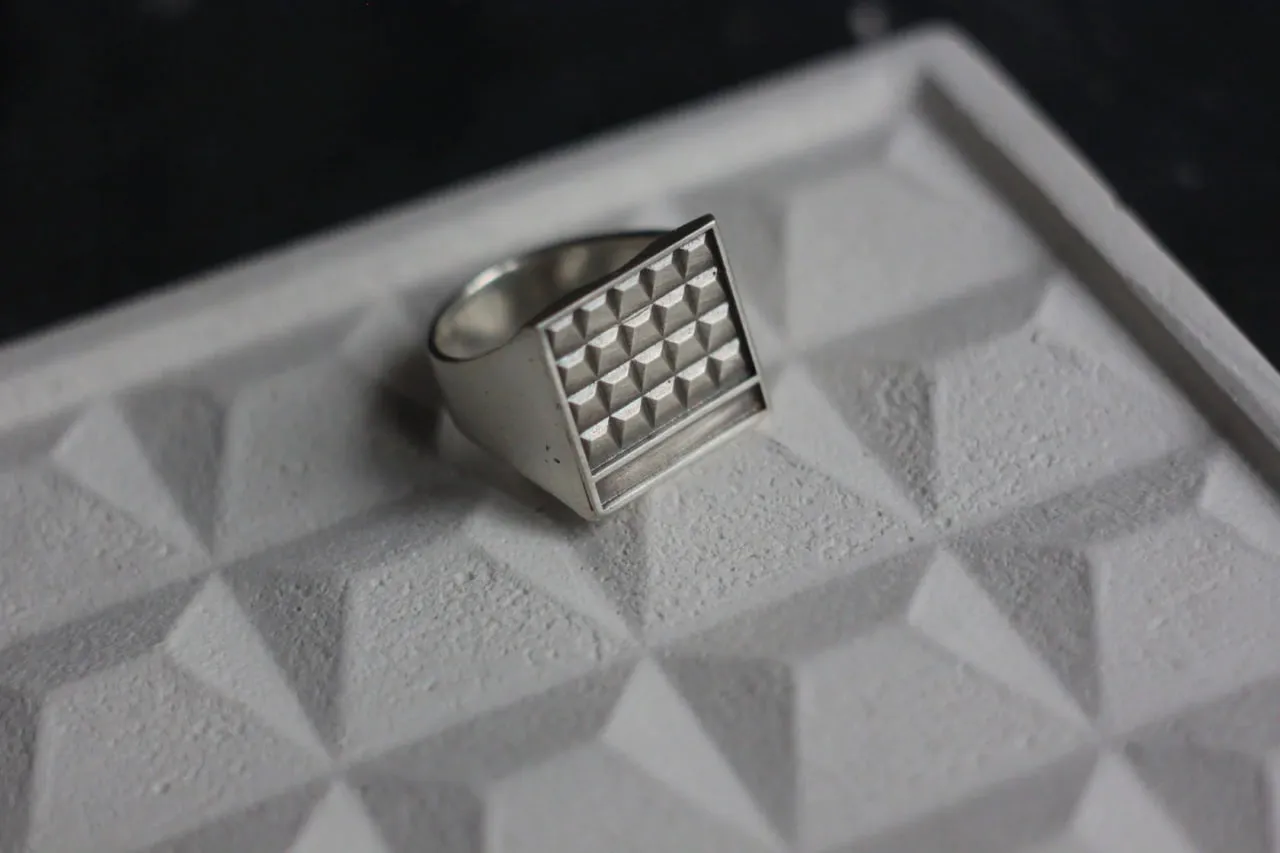 Signet Ring
